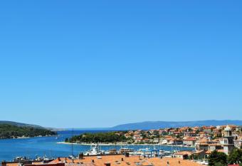 Apartments Mara Cres has Balcony rooms