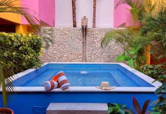 Art 57 Hotel - Adults Only allows 18 year olds to book a room