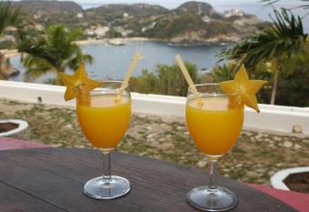 Angel del Mar has Balcony rooms