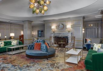 The Alexandrian Old Town Alexandria, Autograph Collection has Balcony rooms