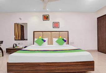 Treebo Trend Royal Galaxy Park allows 18 year olds to book a room