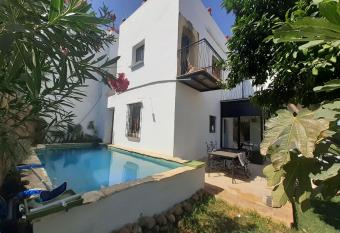 Casa pueblo entre mer et montagne has Balcony rooms