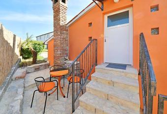 Sweet room with a terrace allows 18 year olds to book a room