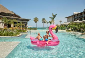 Crowne Plaza Fiji Nadi Bay Resort & Spa, an IHG Hotel allows 18 year olds to book a room