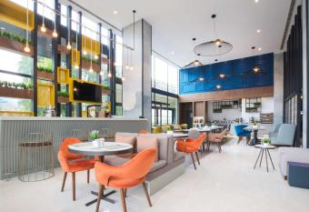 ibis Styles Izmir Bornova has Balcony rooms