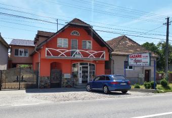Casa Agnes Vendeghaz has Balcony rooms