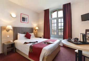 Vacanc  ole - Les Demeures Champenoises Confort allows 18 year olds to book a room