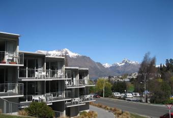 The Whistler Holiday Apartments has Balcony rooms