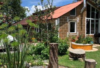 Caba  as Los Abuelos has Balcony rooms