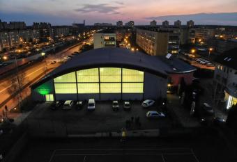 Tenis Club has Balcony rooms