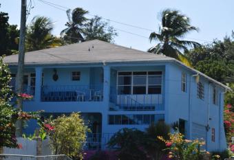 Ellen Bay Cottages has Balcony rooms