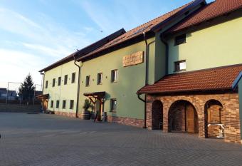   i  ina Tvrdonice penzion, restaurace, vinn   sklep allows 18 year olds to book a room