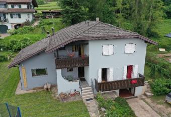 Appartamento Tenaglia has Balcony rooms