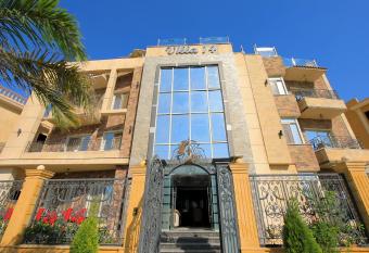 Villa 14 Suites has Balcony rooms