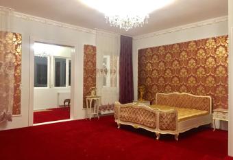 Lambach Villa has Balcony rooms