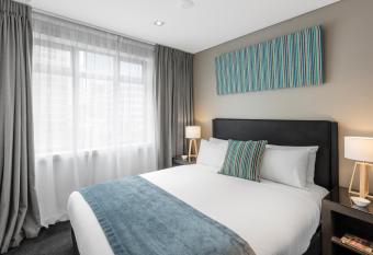 Nesuto Stadium has rooms with a private hot tub