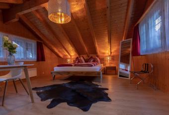 Chalet W  schh  sli near Interlaken, Grindelwald and Lauterbrunnen has Balcony rooms