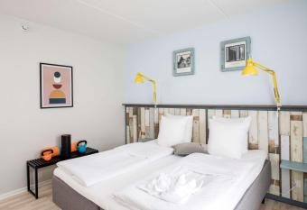 Best Western Royal Holstebro allows 18 year olds to book a room