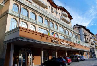 Hotel Miramonti has Balcony rooms