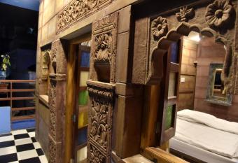 Dev Kothi - Boutique Heritage Stay has Balcony rooms