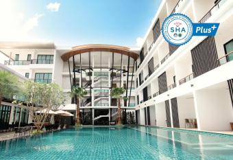 The Pago Design Hotel Phuket-SHA Plus has Balcony rooms