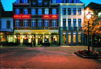 Hotel De Zalm has Balcony rooms