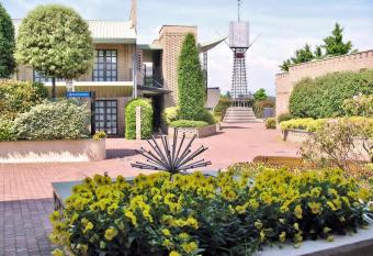 B&B Hotels HOTEL PRESTIGE ORNAGO has Balcony rooms