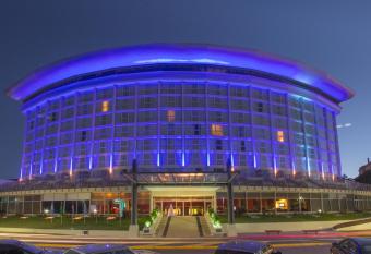 Howard Johnson Plaza Resort & Casino Mayorazgo has Balcony rooms