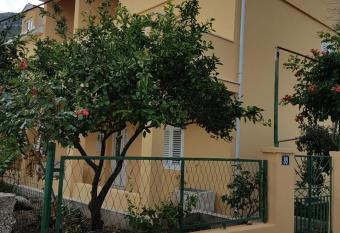 Apartments Viganj has Balcony rooms