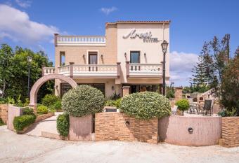 Areti Suites has Balcony rooms