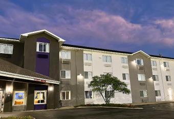 College Inn has Balcony rooms