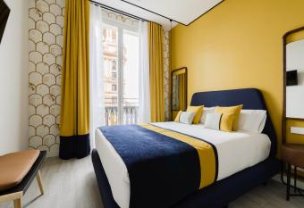 Smartrental Collection Gran V  a Centric allows 18 year olds to book a room