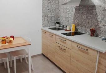 La Dimora dei Longobardi Studio Apartment allows 18 year olds to book a room