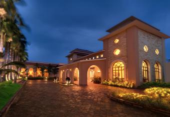 Ibiza The Fern Resort & Spa, Kolkata has Smoking rooms