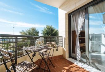 Apartamento Mairena has Balcony rooms