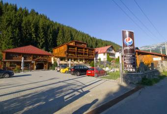 Pensiunea Moeciu Casa Wiarusti has Balcony rooms