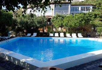 Cretan Village Hotel has Balcony rooms