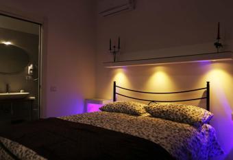 B&B Bailardo allows 18 year olds to book a room