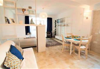 B&B Pudding has Balcony rooms