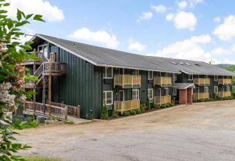 The Lodge at Mount Snow has Balcony rooms