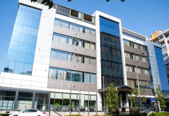 Divan Express Baku allows 18 year olds to book a room