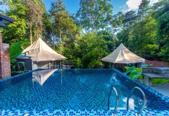 Boulder Valley allows 18 year olds to book a room