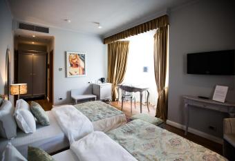 Classic Hotel allows 18 year olds to book a room