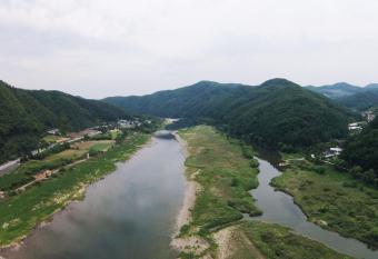 Forest of Color Pension has Balcony rooms