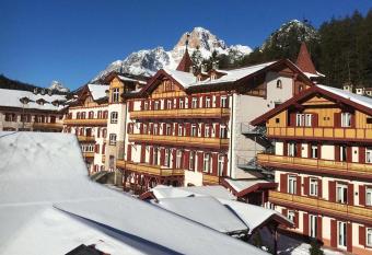 MONOLOCALI del Villaggio PLONER Un passo dal cielo has Balcony rooms