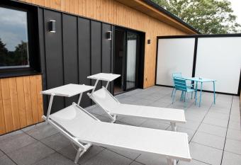 Armes de Champagne has Balcony rooms