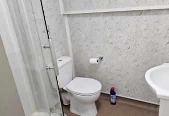 St Pauls Square One Bedroom Apartment Free Parking has Balcony rooms