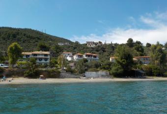 Azalea has Balcony rooms