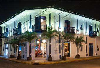 Estrella Beachfront Hotel has Balcony rooms