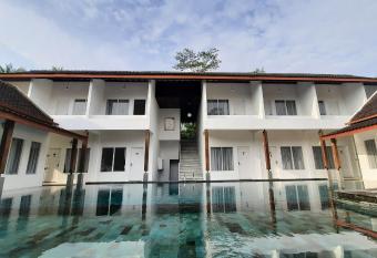 Sinom Borobudur Heritage Hotel has Smoking/Balcony rooms